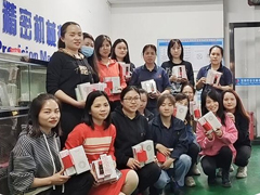 春風送暖,喜迎“三八”---業佳精機祝所有女同胞節日快樂!